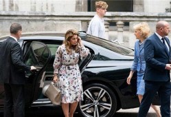 迪拜爆料新闻最新消息,神秘事件震惊全球，揭秘背后惊人真相！