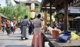 老司机横店爆料视频,老司机亲述幕后故事，带你领略影视基地不为人知的一面